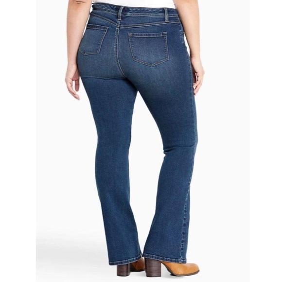 Torrid Slim Bootcut Jeans Size 10R - Picture 2 of 10